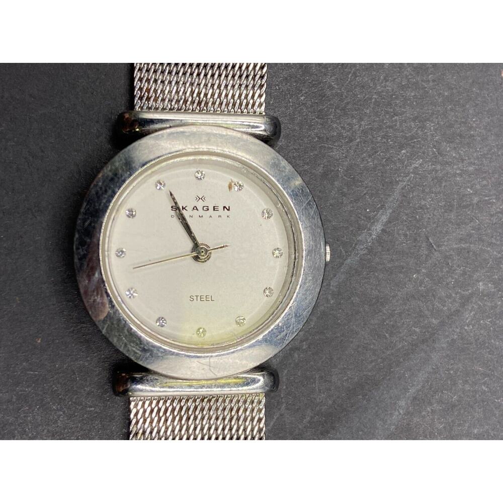 Skagen 107SSSD Swarovski Crystals White Dial Stainless Mesh Band Quartz Watch